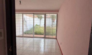 CASA EN RENTA USO COMERCIAL O HABITACIONAL