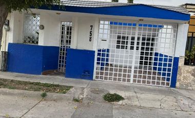 CASA EN RENTA USO COMERCIAL O HABITACIONAL