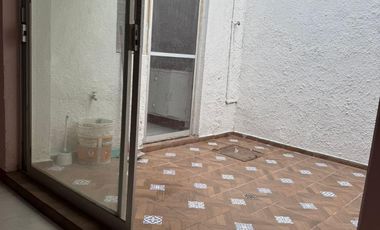 CASA EN RENTA USO COMERCIAL O HABITACIONAL