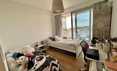 Departamento 4 ambientes, 2 cocheras y baulera en Al Rio - Piso alto, vista al rio - Venta