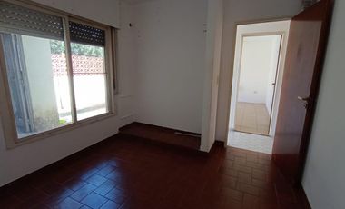 Departamento tipo casa sin expensas!