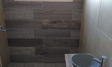 Casa a estrenar todo una planta con piscina - area 7 - san sebastian