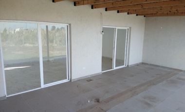 Casa a estrenar todo una planta con piscina - area 7 - san sebastian