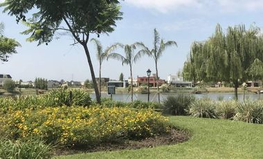 Casa a estrenar en San Francisco Villa Nueva