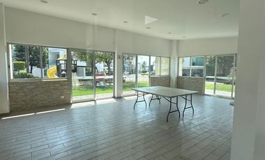 CASA EN RENTA EN LOMAS DE ANGELOPOLIS