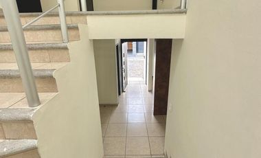 CASA EN RENTA EN LOMAS DE ANGELOPOLIS