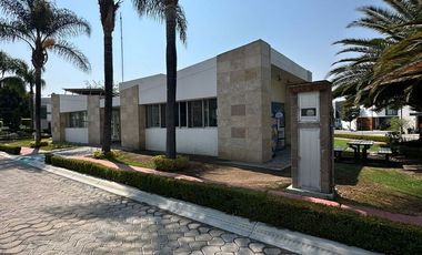 CASA EN RENTA EN LOMAS DE ANGELOPOLIS