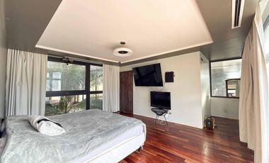 Casa en venta - 4 Dormitorios 3 Baños - Guillermo E. Hudson