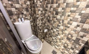 Casa en venta - 4 Dormitorios 3 Baños - Guillermo E. Hudson