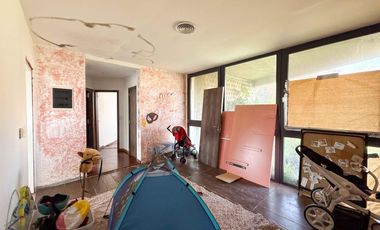 Casa en venta - 4 Dormitorios 3 Baños - Guillermo E. Hudson