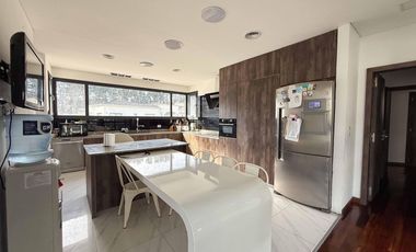 Casa en venta - 4 Dormitorios 3 Baños - Guillermo E. Hudson