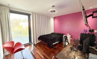 Casa en venta - 4 Dormitorios 3 Baños - Guillermo E. Hudson