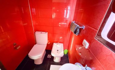 Casa en venta - 4 Dormitorios 3 Baños - Guillermo E. Hudson