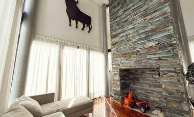 Casa en venta - 4 Dormitorios 3 Baños - Guillermo E. Hudson