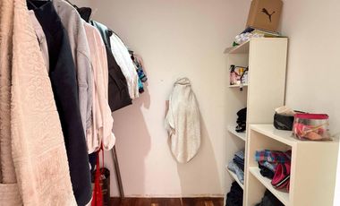 Casa en venta - 4 Dormitorios 3 Baños - Guillermo E. Hudson