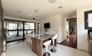 Casa en venta - 4 Dormitorios 3 Baños - Guillermo E. Hudson