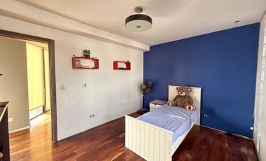 Casa en venta - 4 Dormitorios 3 Baños - Guillermo E. Hudson