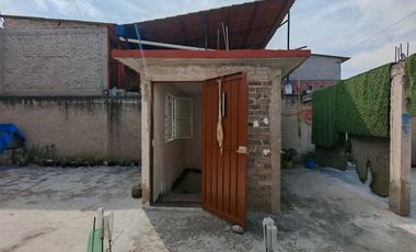 CASA DE UNA SOLA PLANTA EN CD. NEZAHUALCOYOTL, COLONIA LOS MANANTIALES