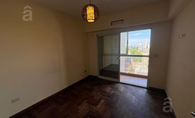 Departamento en Alquiler- Semipiso 3 amb con Cochera Cubierta y baulera