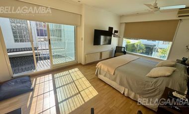 CASA VENTA FLORIDA 8 AMBIENTES JARDIN PISCINA