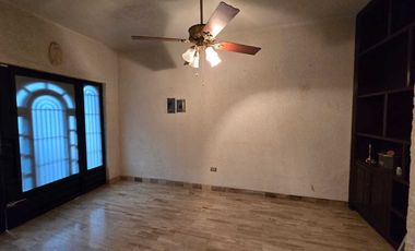 Casa en renta en Col. María Luisa en Monterrey