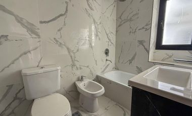 Departamento 2 dormitorios en venta La Plata