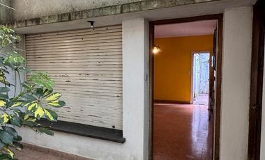 Casa en venta - 2 Dormitorios 2 Baños - Cocheras - 230Mts2 - Mar del Plata