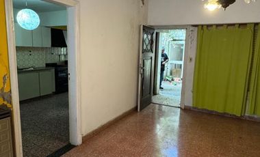 Casa en venta - 2 Dormitorios 2 Baños - Cocheras - 230Mts2 - Mar del Plata