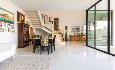 CASA EN VENTA EN ALTABRISA 401, MÉRIDA