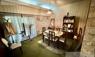 CASA 5 AMBIENTES EN FLORENCIO VARELA CENTRO , LOTE 532mt2.