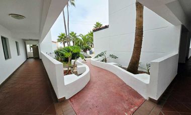 Renta de Condominio con Vista Panorámica al Mar