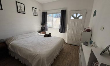 OPORTUNIDAD!!!!!VENTA-COMPLEJO DE 6 DEPTOS-EXCELENTE UBICACION