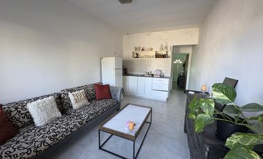 OPORTUNIDAD!!!!!VENTA-COMPLEJO DE 6 DEPTOS-EXCELENTE UBICACION