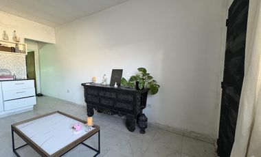 OPORTUNIDAD!!!!!VENTA-COMPLEJO DE 6 DEPTOS-EXCELENTE UBICACION