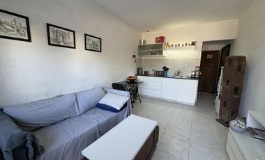 OPORTUNIDAD!!!!!VENTA-COMPLEJO DE 6 DEPTOS-EXCELENTE UBICACION