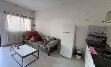 OPORTUNIDAD!!!!!VENTA-COMPLEJO DE 6 DEPTOS-EXCELENTE UBICACION