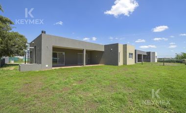 Casa de diseño racionalista en una planta a estrenar - LA MAGDALENA BARRIO CERRADO - CANNING