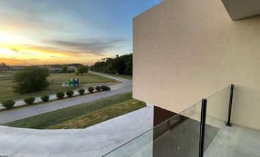 Casa en venta - 3 Dormitorios 5 Baños - Cocheras - 1500Mts2 - Canning