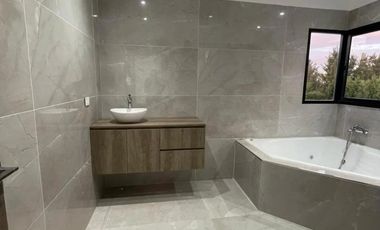 Casa en venta - 3 Dormitorios 5 Baños - Cocheras - 1500Mts2 - Canning