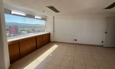 Oficina en  Venta en Av. constituyentes Pte Queretaro