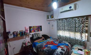 Casa en venta - 3 Dormitorios 2 Baños - 300Mts2 - Rafael Castillo