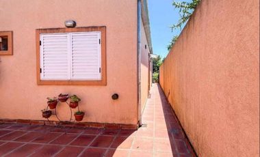 PH en venta - 2 Dormitorios 2 Baños - 400Mts2 - Tolosa