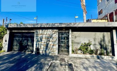 Casa de categoria , 4 ambientes Quilmes Oeste.