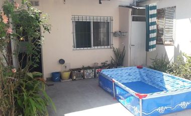 BERUTTI 200 - 2 CASAS - LOTE 220 MTS - V MARTELLI - VENDE