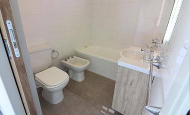 Departamento 4 ambientes- VENTA, San Martin(Ctro)