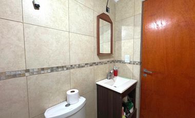 Venta.Departamento. 3 ambientes. Balcón. Villa Dominico. Wilde.