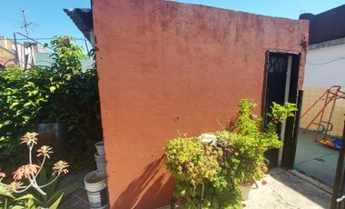 Casa en venta - 3 Dormitorios 1 Baño - 223Mts2 - Gerlí