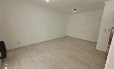Departamento monoambiente - Morón