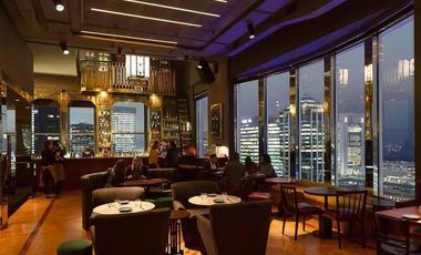 OFICINA EDIFICIO COMEGA Piso ALTO Av Corrientes y L N Alem cocheras