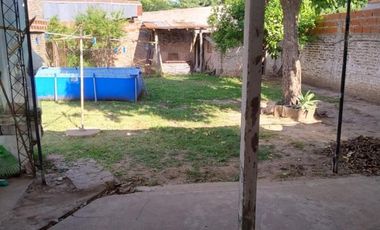 Casa en venta - 2 Dormitorios 1 Baño -  Cochera - 320Mts2 - Carmen de Areco